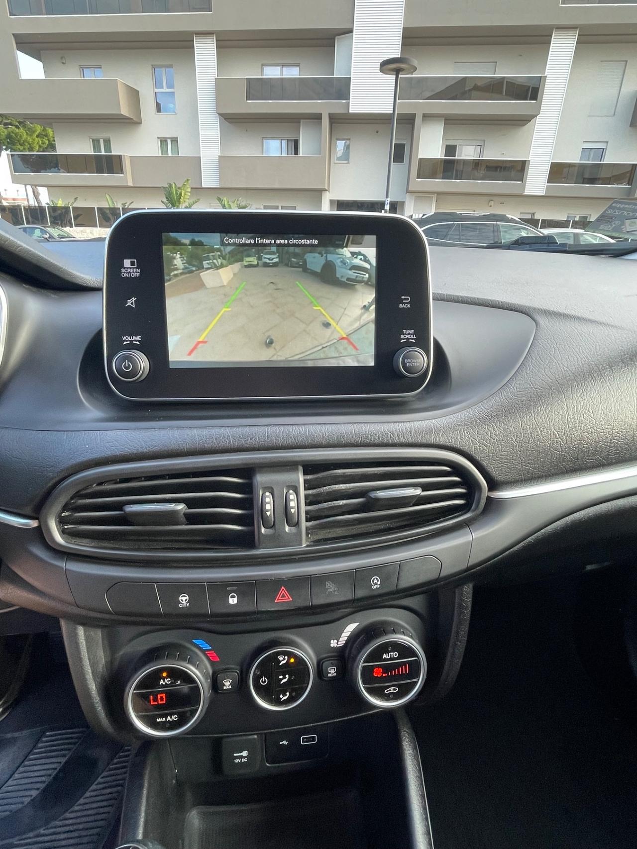 Fiat Tipo 1.6 Mjt S&S SW Lounge VETTURA IN ARRIVO