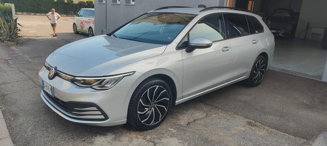 Volkswagen Golf Variant 1.5 TGI DSG Life