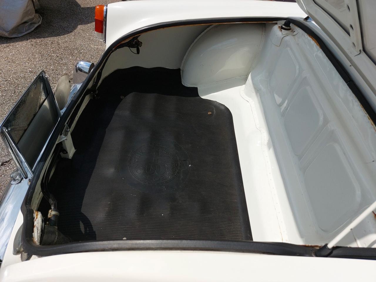 Alfa Romeo Giulietta Spider 1300 del 1960 ( la Seconda Serie )