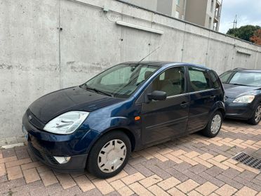 Ford Fiesta 1.2 16V 5p. Benzina
