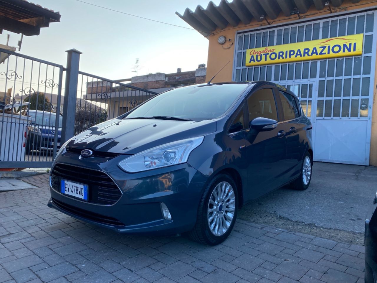 Ford B-Max 1.4 90 CV GPL Business Titanium