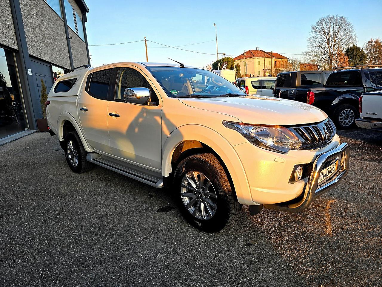 Mitsubishi L200 2.4 DI-D/181CV Intense