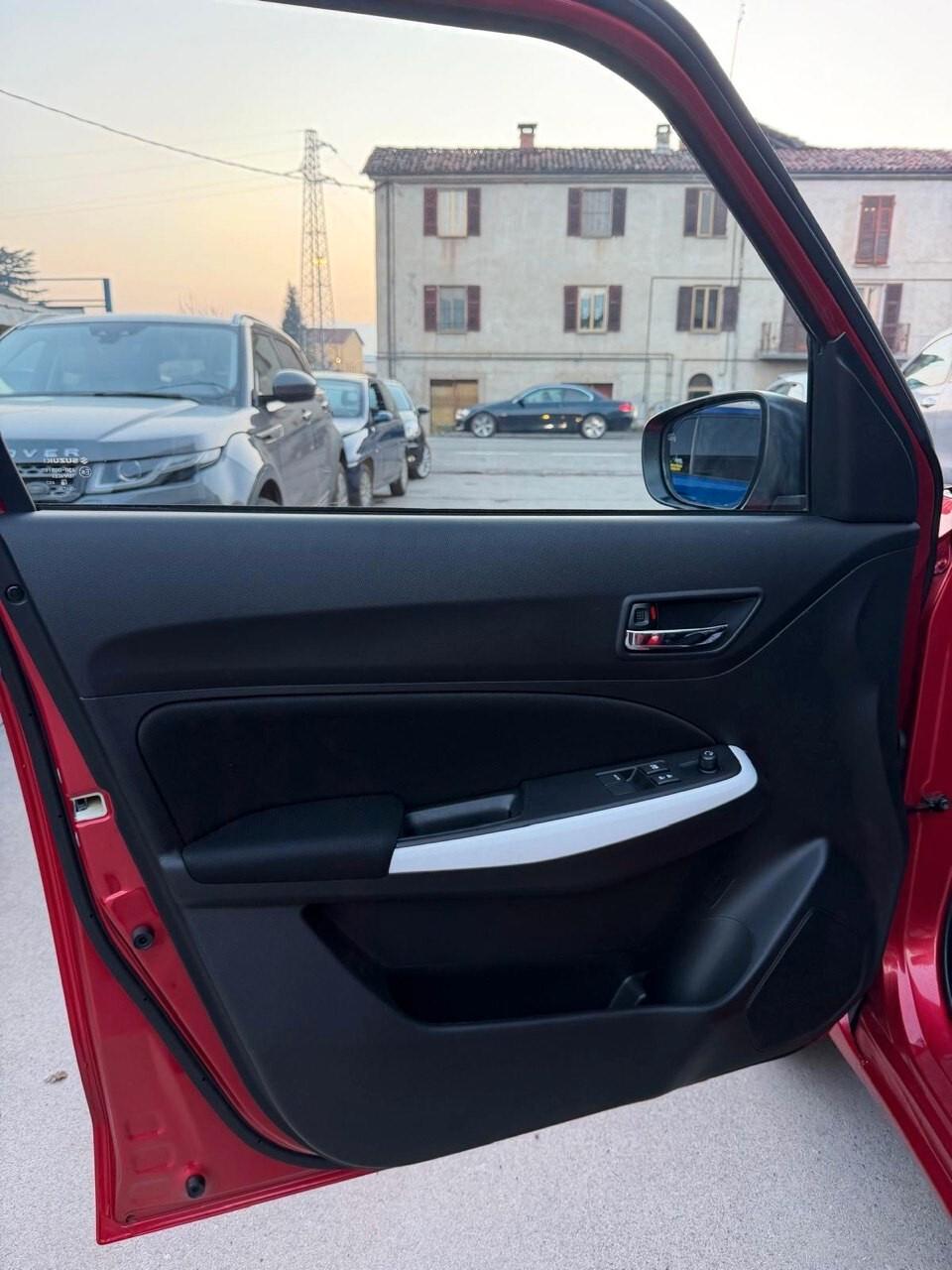 Suzuki Swift 1.2 Hybrid 4WD AllGrip Top