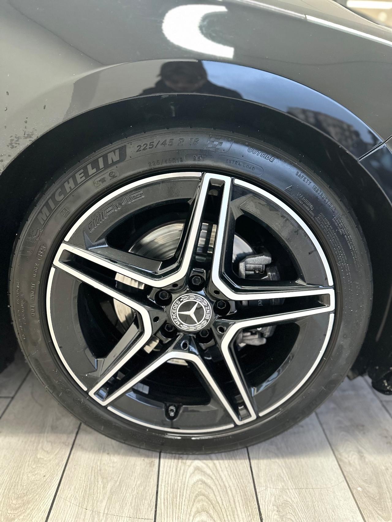 Mercedes-benz A 200 d PREMIUM AMG