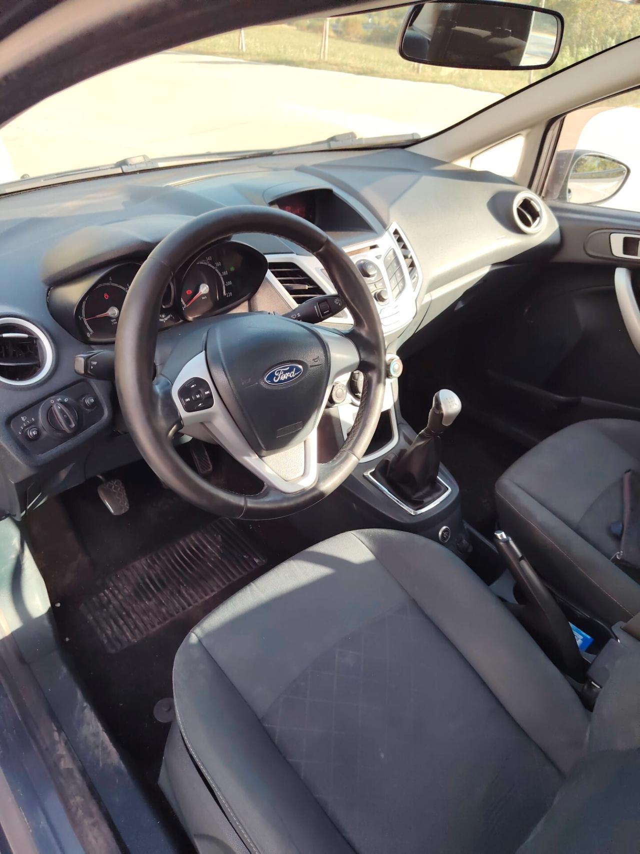 Ford Fiesta Ikon Gpl 5porte