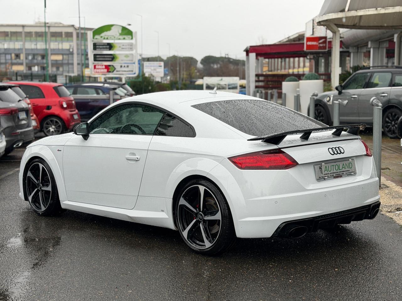 Audi TT Coupe 2.0 tfsi S line s-tronic