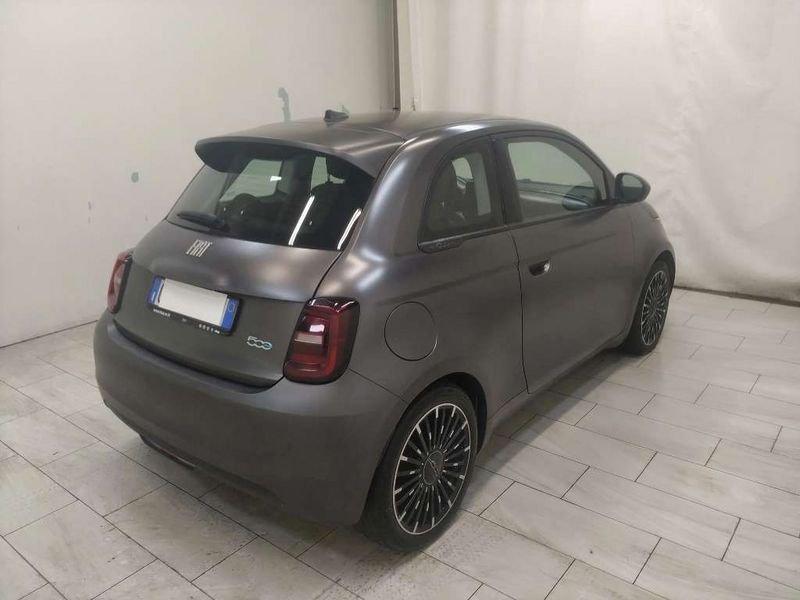 FIAT 500 42 kWh La Prima