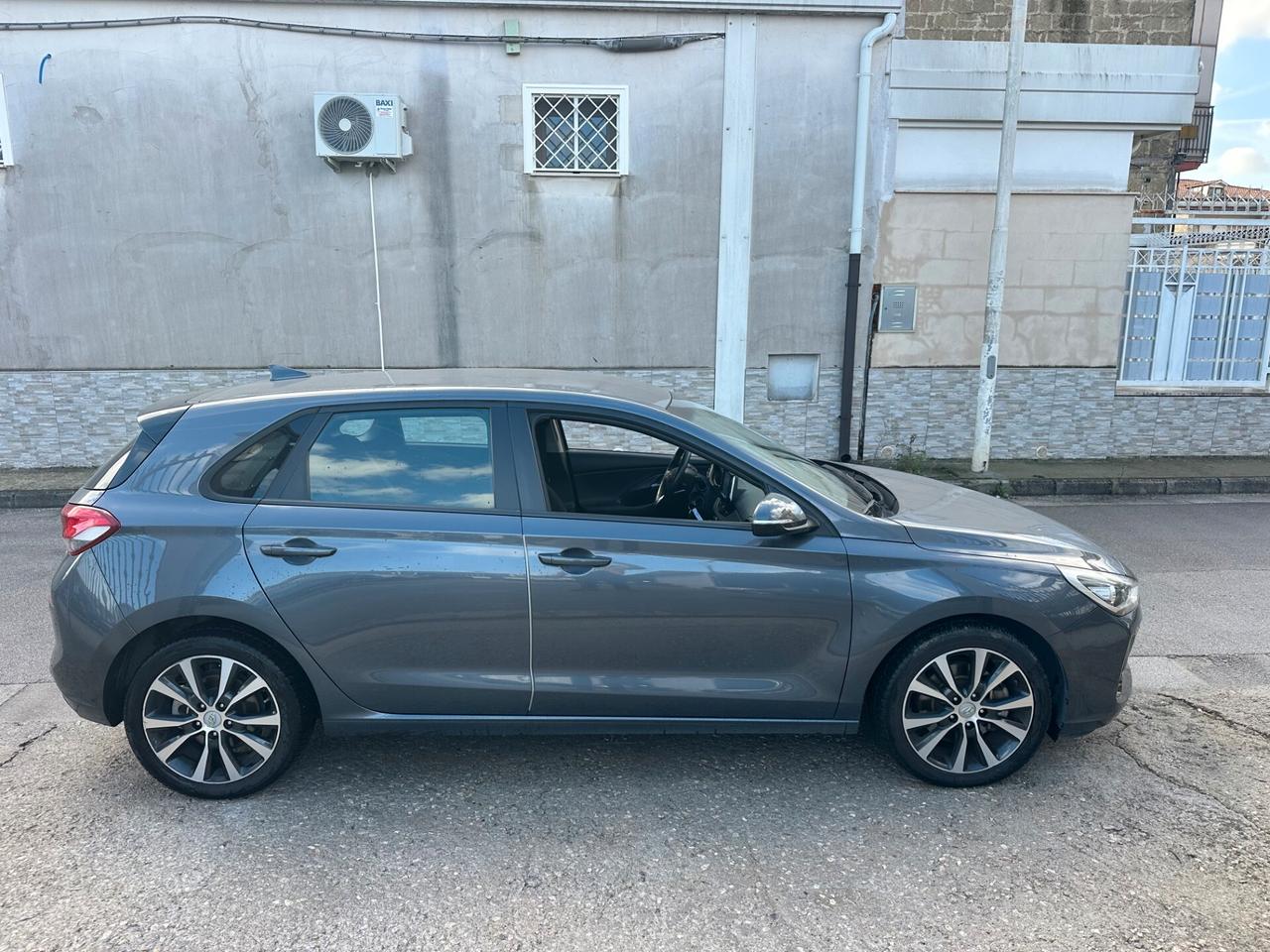 Hyundai i30 1.6 CRDi 110CV Style Km 106.000