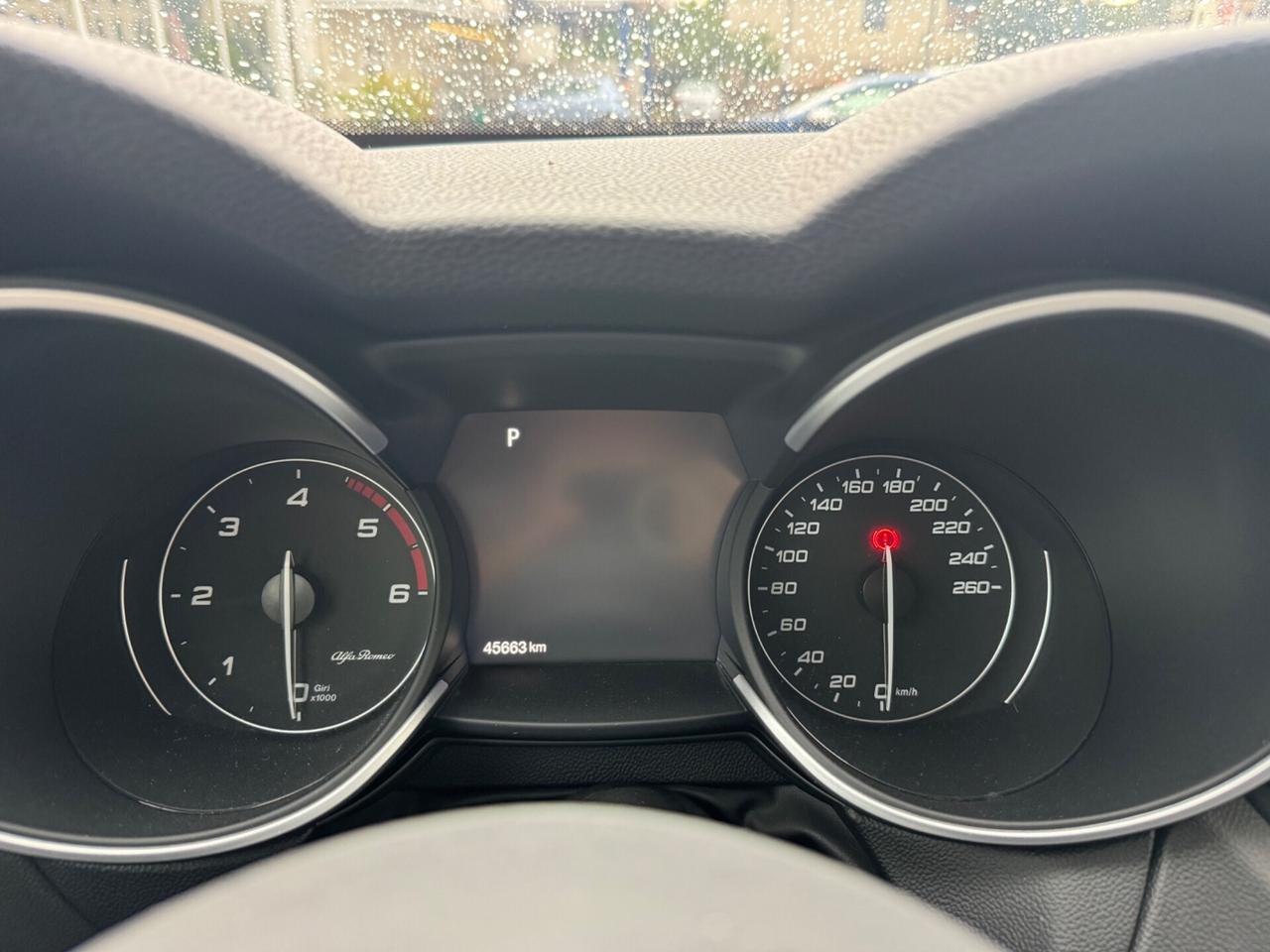 Alfa Romeo Stelvio 2.2 Turbodiesel 160 CV AT8 RWD Business
