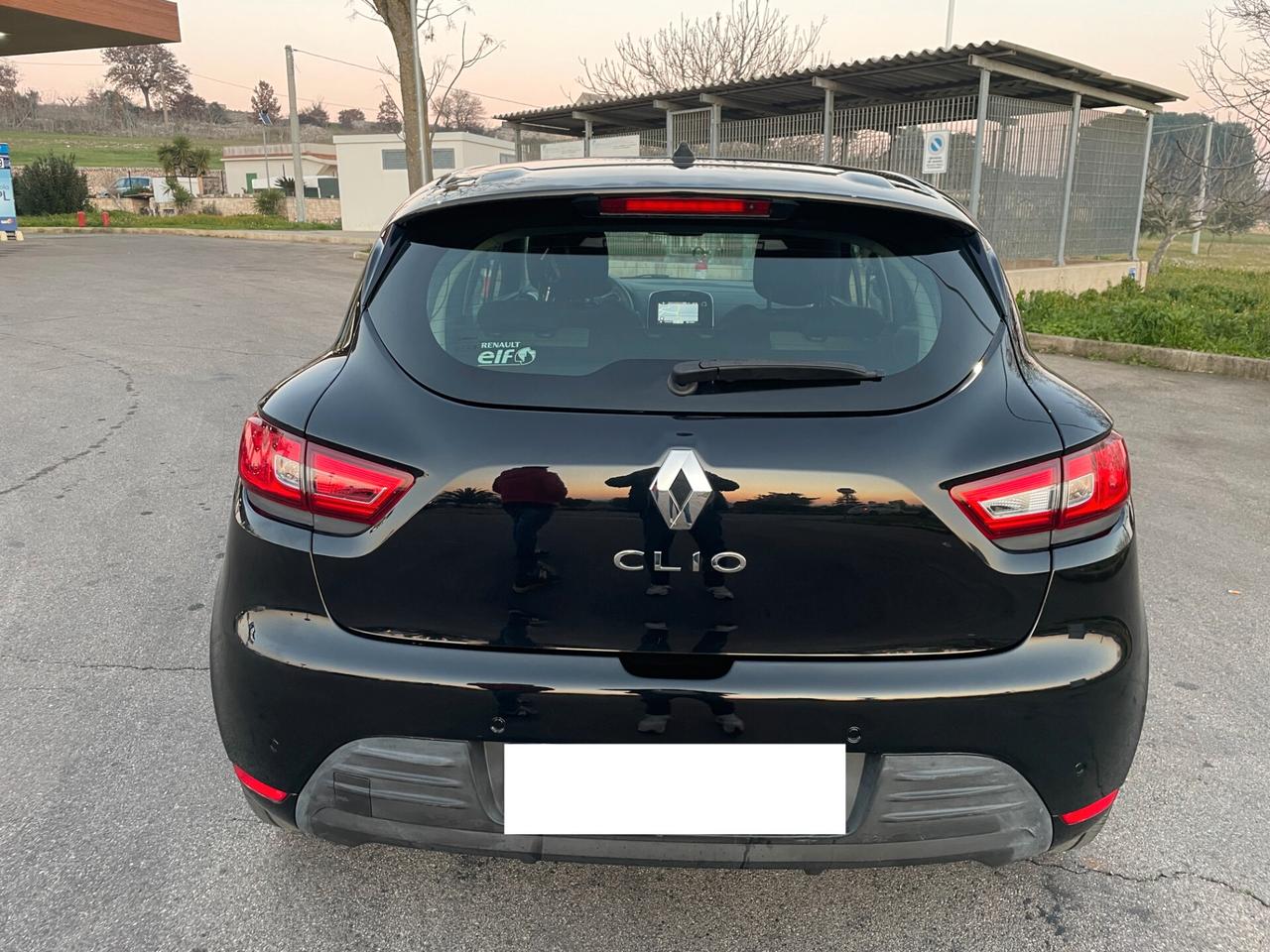 Renault Clio dCi 8V 90 CV 5 porte Moschino Intens finanziabile