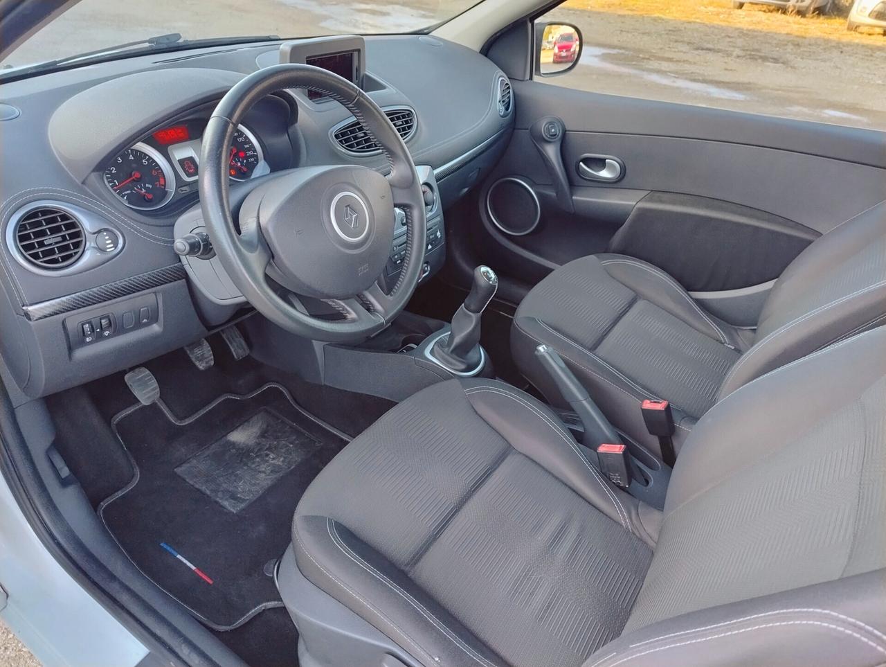 Renault Clio 1.2 16V 3 porte Luxe