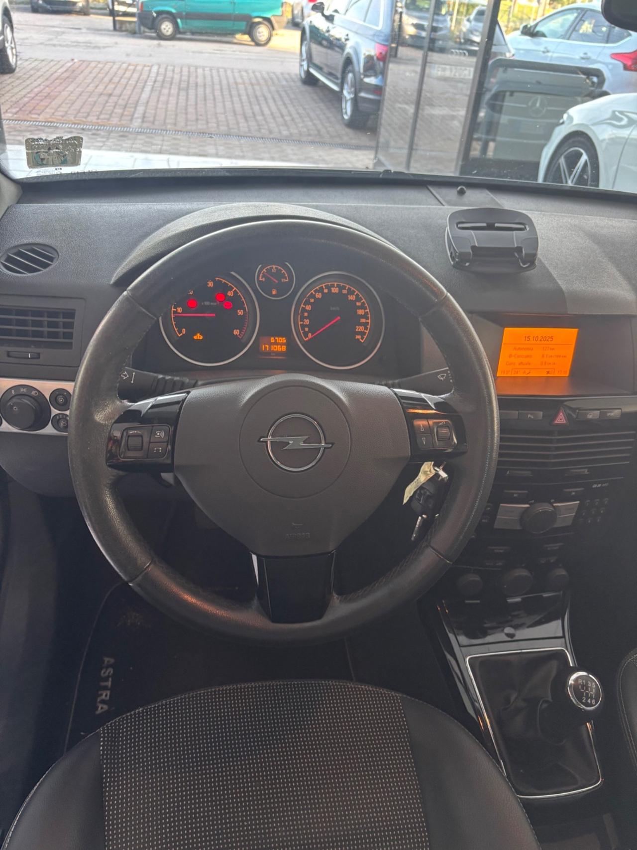 Opel Astra 1.7 CDTI 110CV 5 porte Cosmo