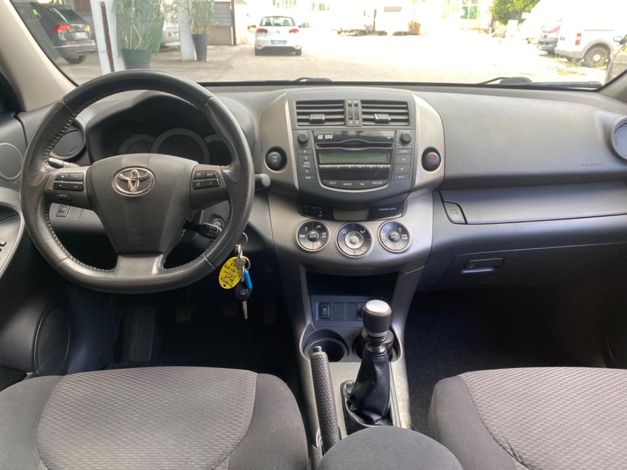 Toyota RAV 4 RAV4 2.2 D-Cat 177 CV Luxury