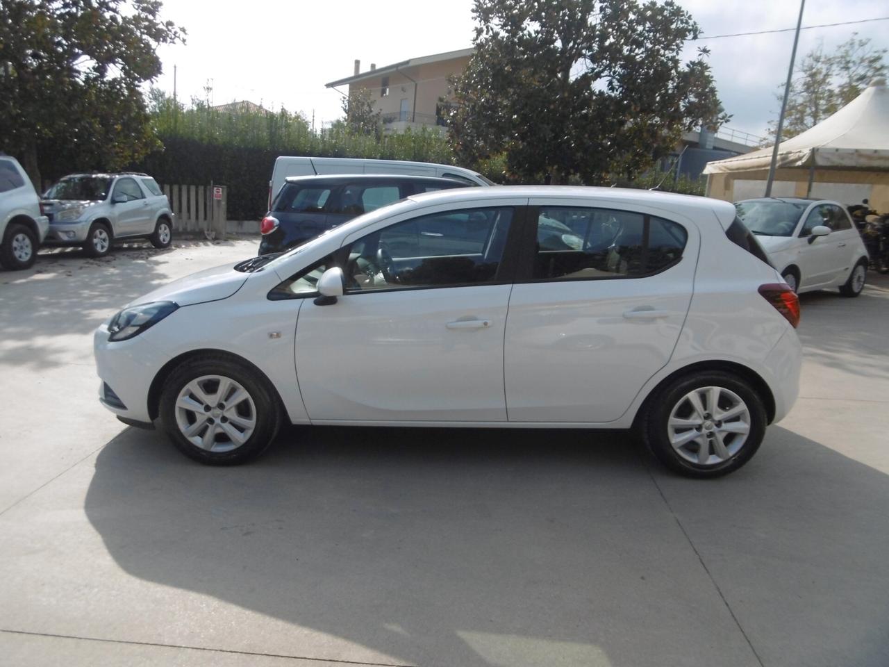 Opel Corsa 1.4 90CV GPL Tech 5 porte Advance