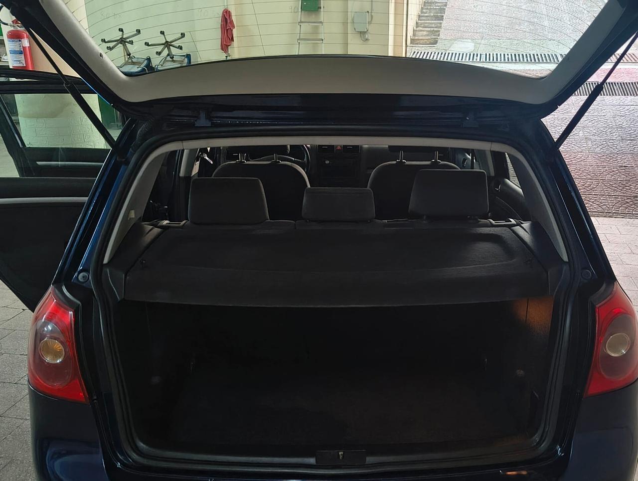 Volkswagen Golf 2.0 16V TDI 5p. Comfortline - KM155000