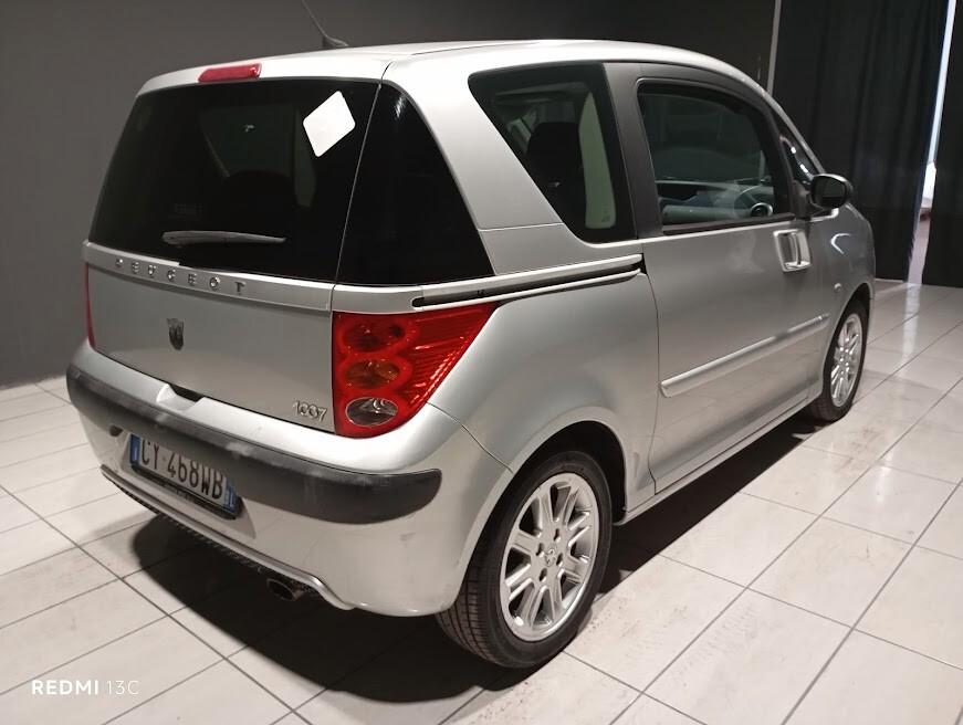 PEUGEOT 1007 DEL 2006 BENZINA CAMBIO AUTOMATICO