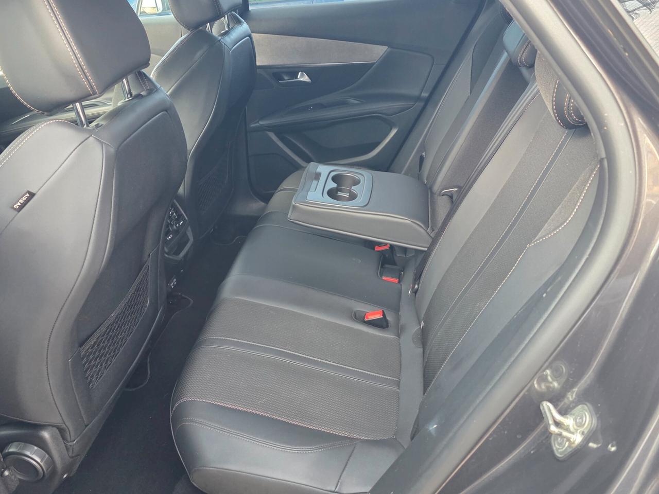 Peugeot 3008 GT - 1.5 diesel 130cv - 2022