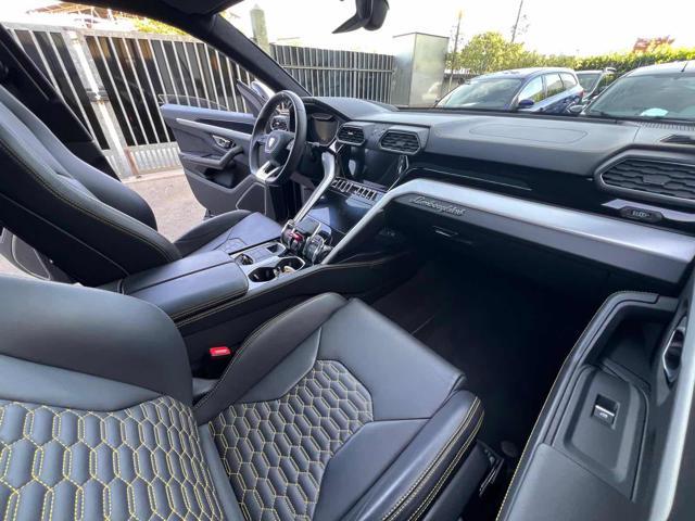 LAMBORGHINI Urus 4.0