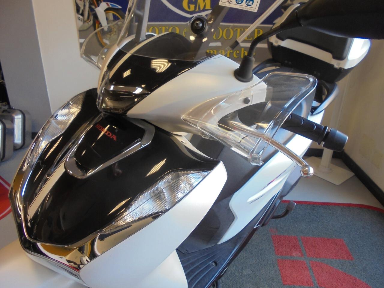 Honda SH 150 SPORT ABS + TCS