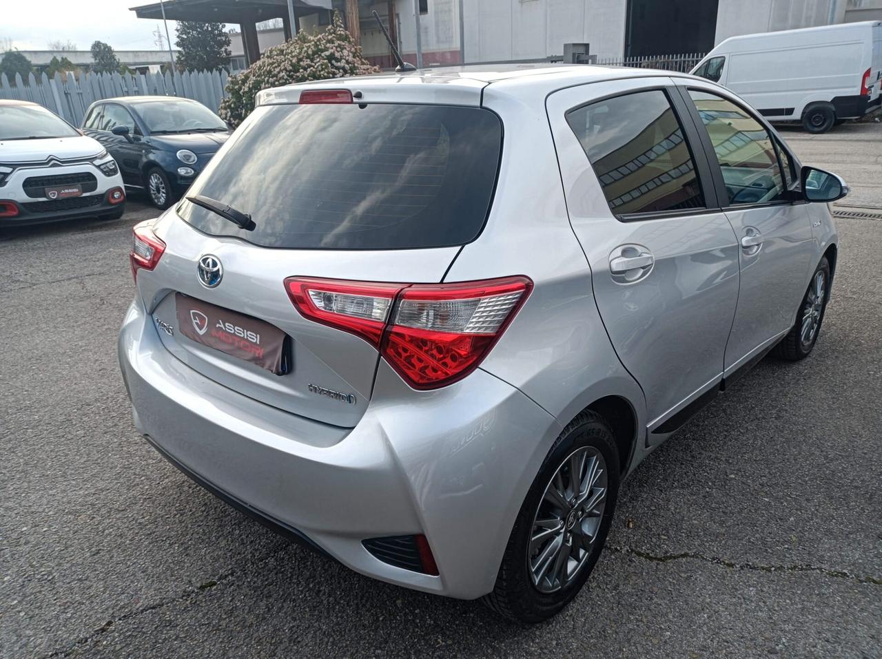 Toyota Yaris 1.5 Hybrid 5 porte Active
