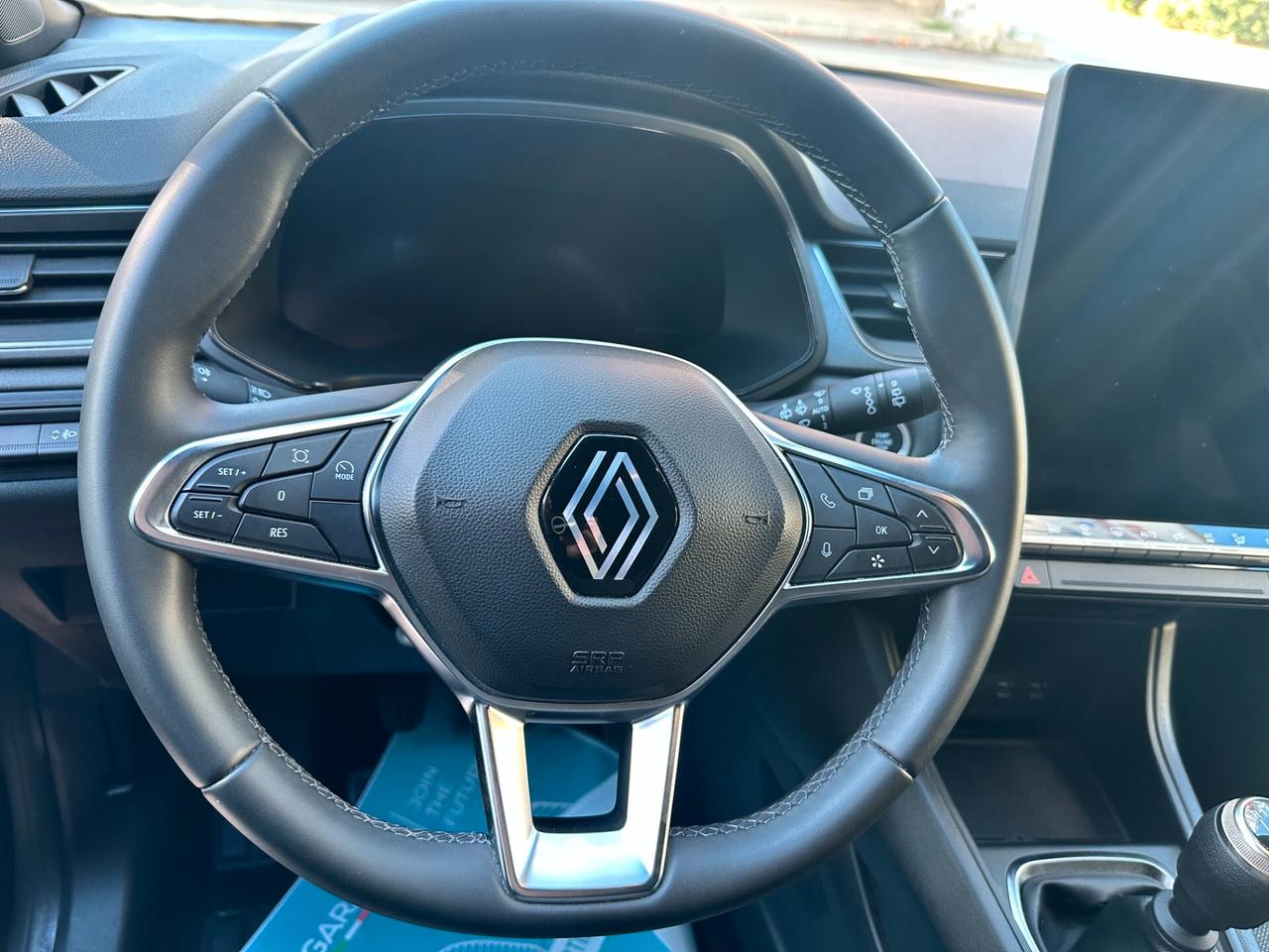 Renault Captur 1.0 TCe – Techno – 03/2025 – 17.500 km – Promo 18.900 €