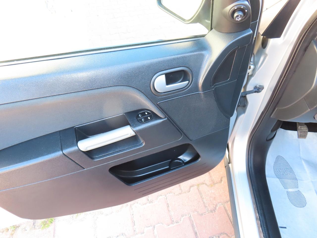 Ford Fusion 1.4 TDCi 5p. Titanium SOLO 148000 KM CERT