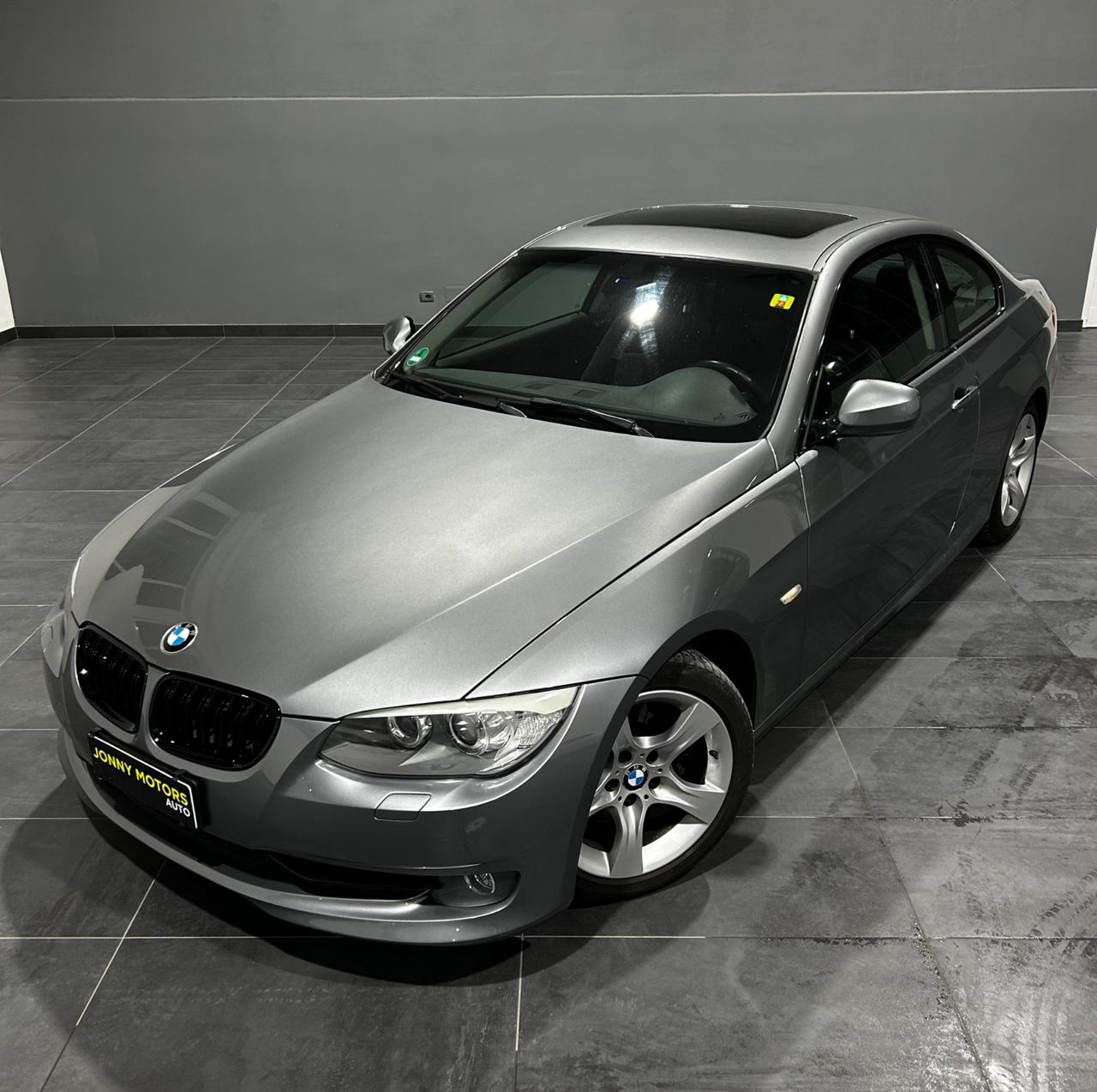 Bmw 325i Coupé e92