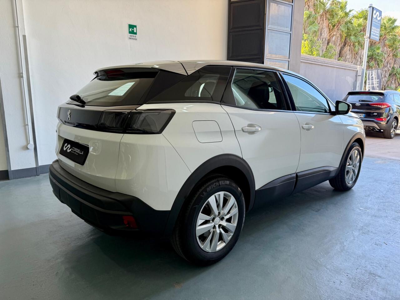 Peugeot 3008 BlueHDi 130 S&S EAT8 Active Pack