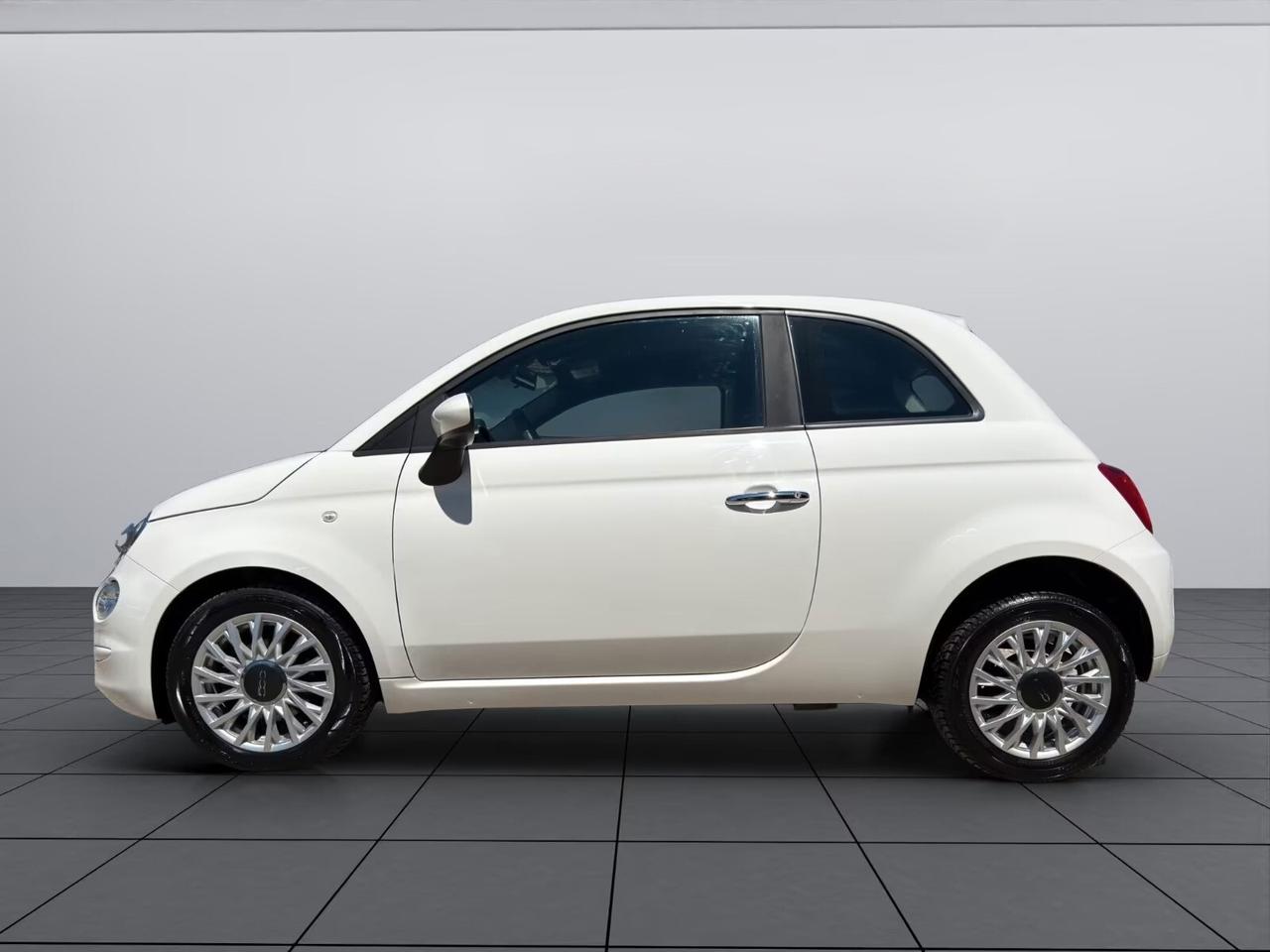 Fiat 500 Hybrid 1.0 da 70cv CarPlay - Prezzo Reale