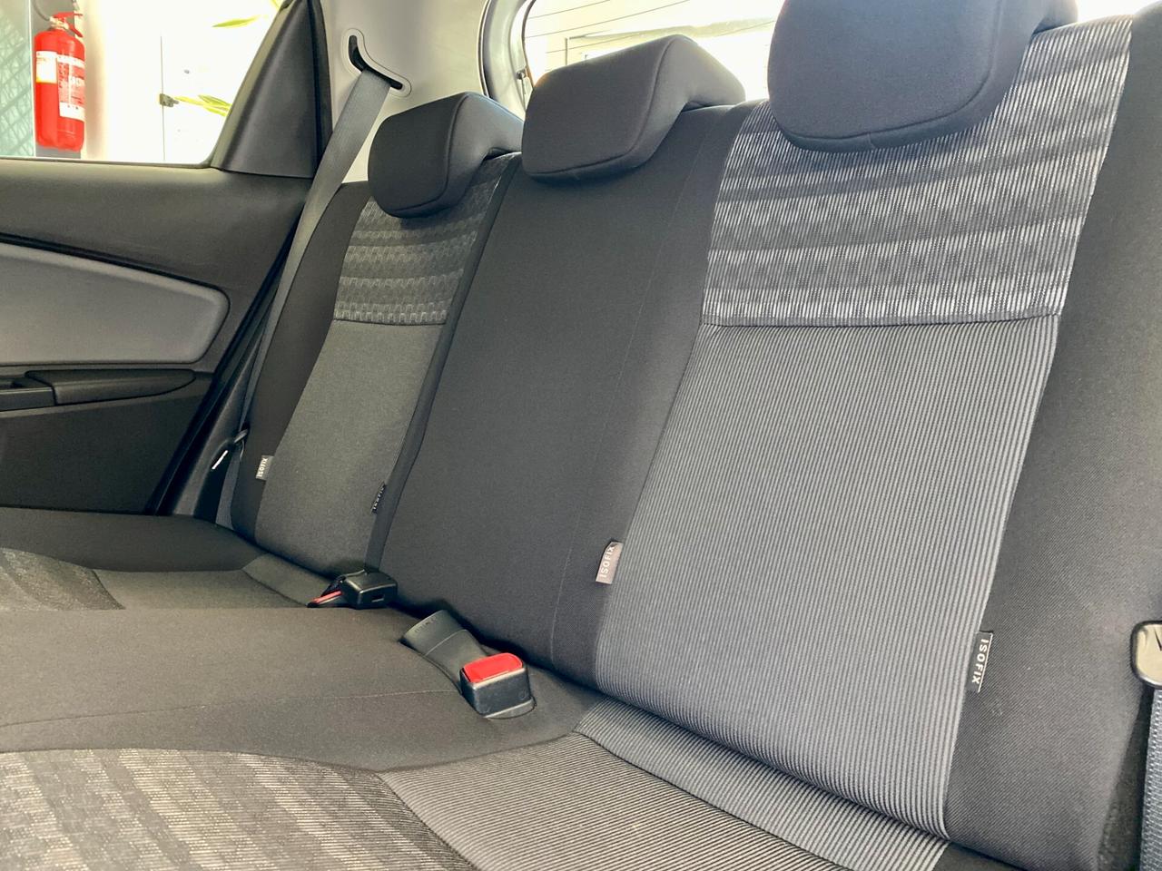 Toyota Yaris 1.4 D-4D 90CV Lounge 5 Porte – Garanzia 2031