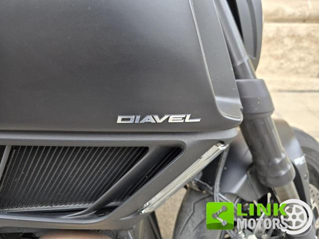 DUCATI Diavel Black Stealth 155cv