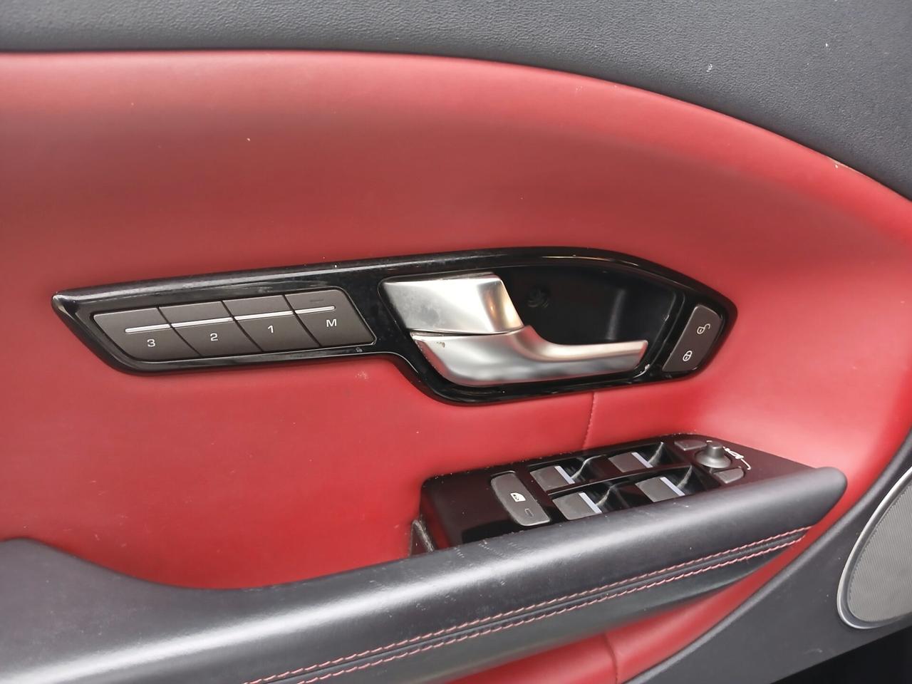 Land Rover Range Evoque 2.0 TD4 180 CV 5p. Business Edition SE