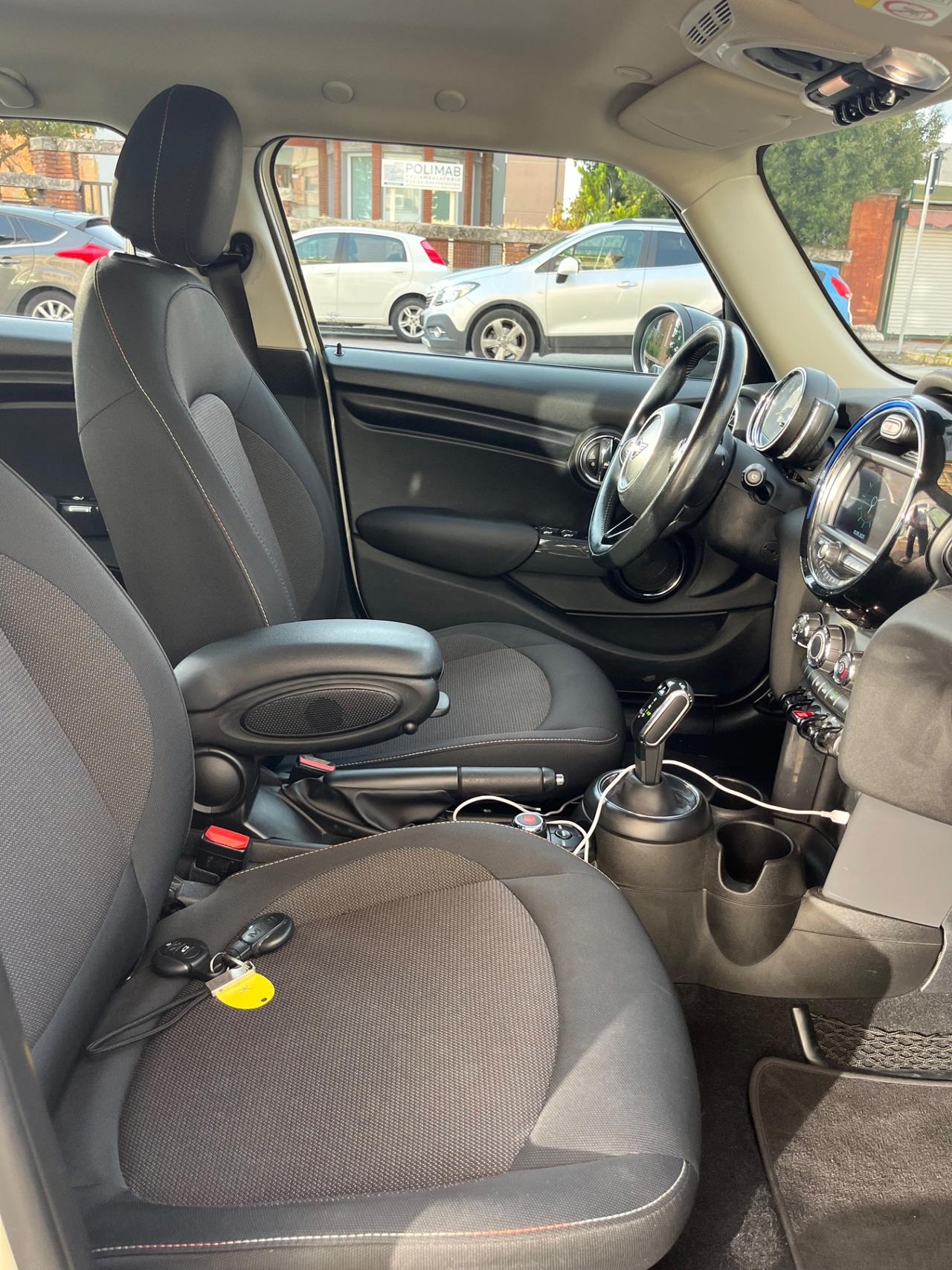 Mini 1.5 Cooper D Baker Street 5 porte