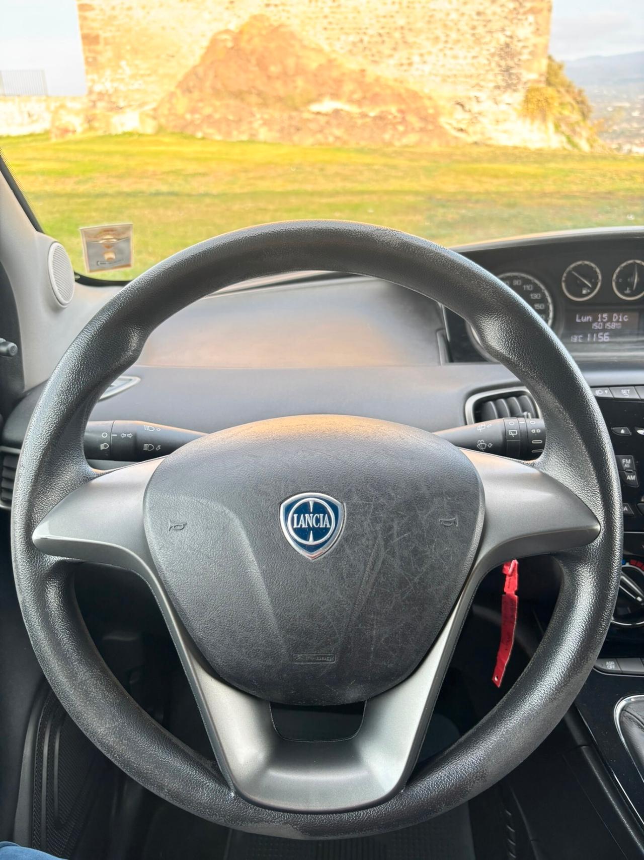 Lancia Ypsilon 1.3 MJT 16V 95 CV 5 porte S&S Elefantino