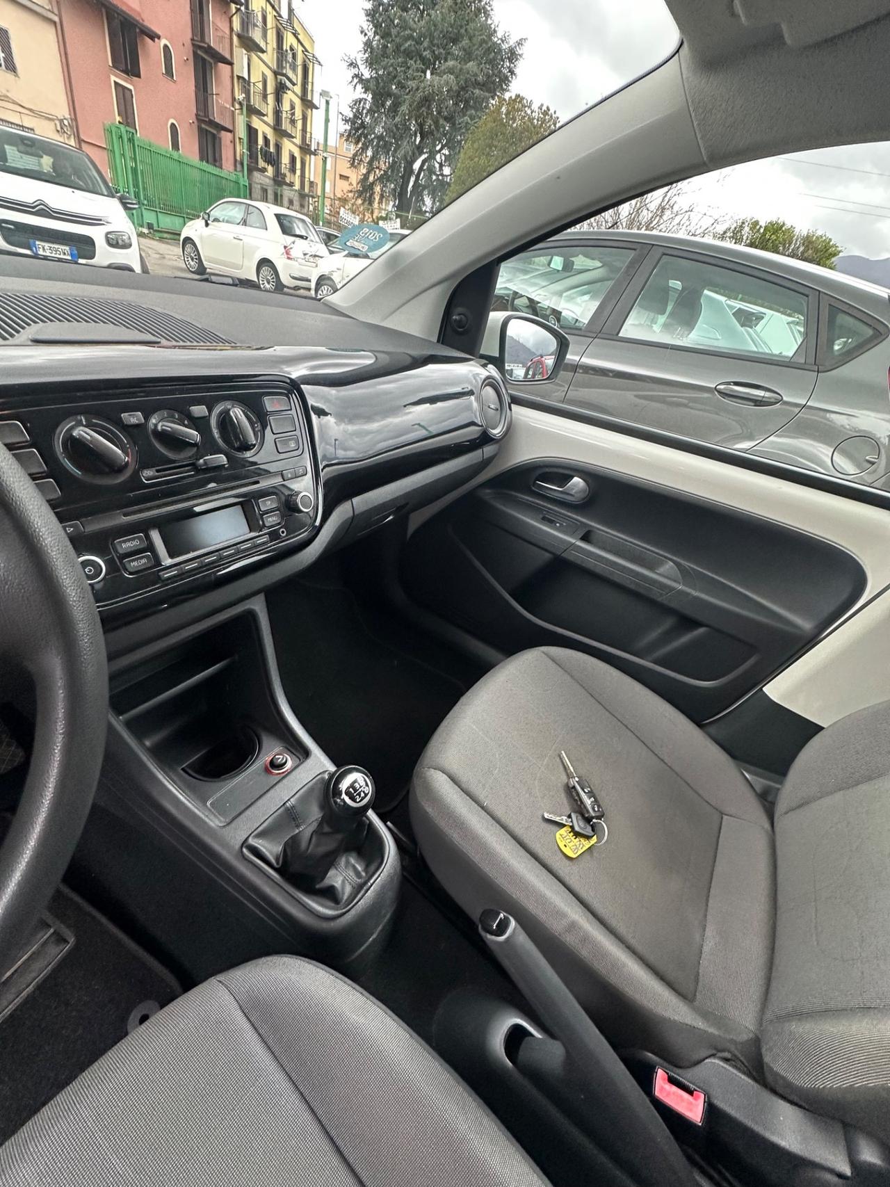 Volkswagen up! 1.0 5p. move