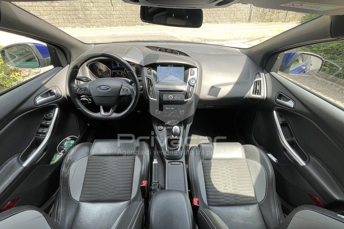 FORD Focus 2.0 EcoBoost 250 CV ST3