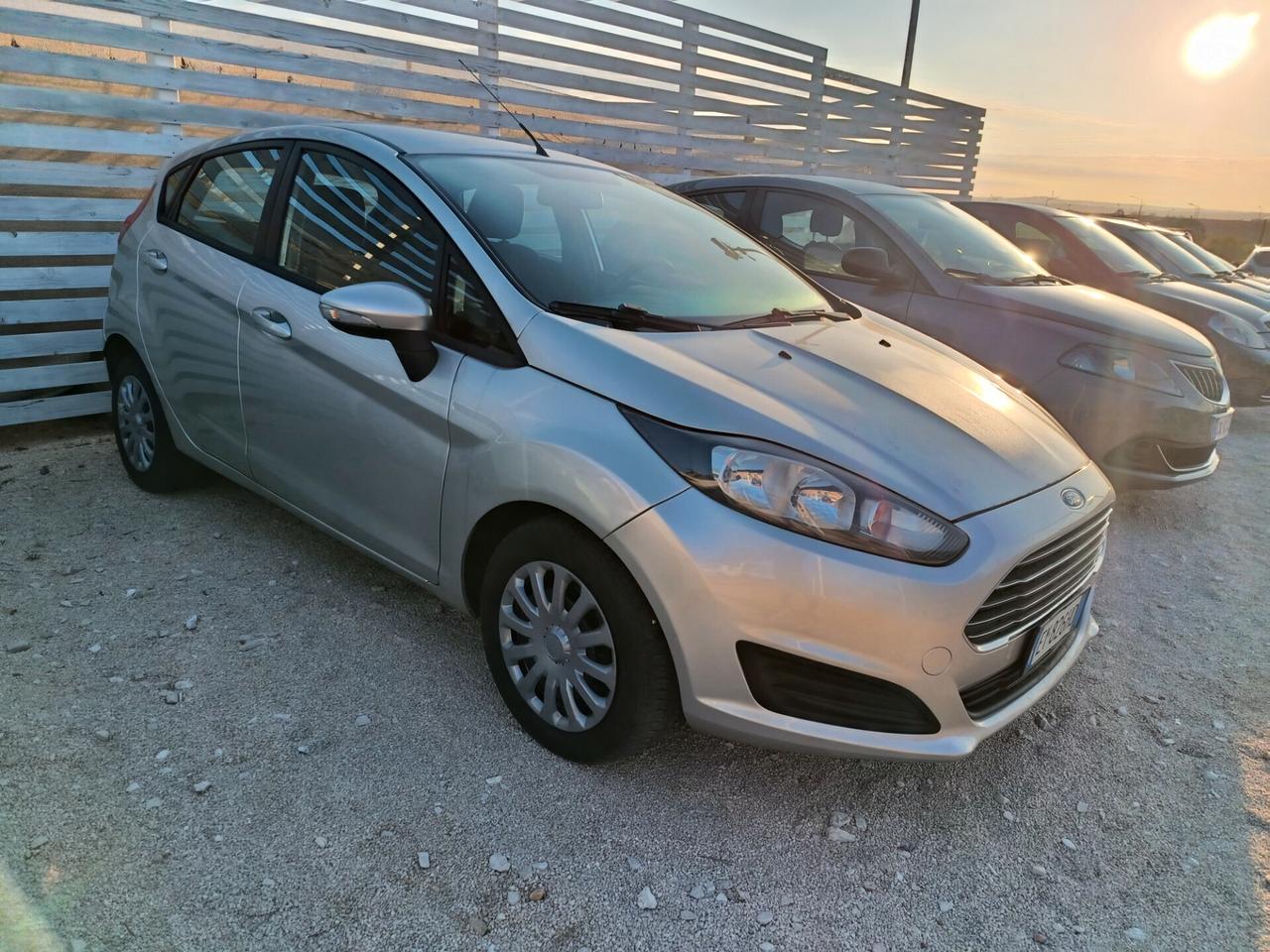 Ford Fiesta 1.4 5 porte Bz.- GPL Business n.b MOTORE NUOVO