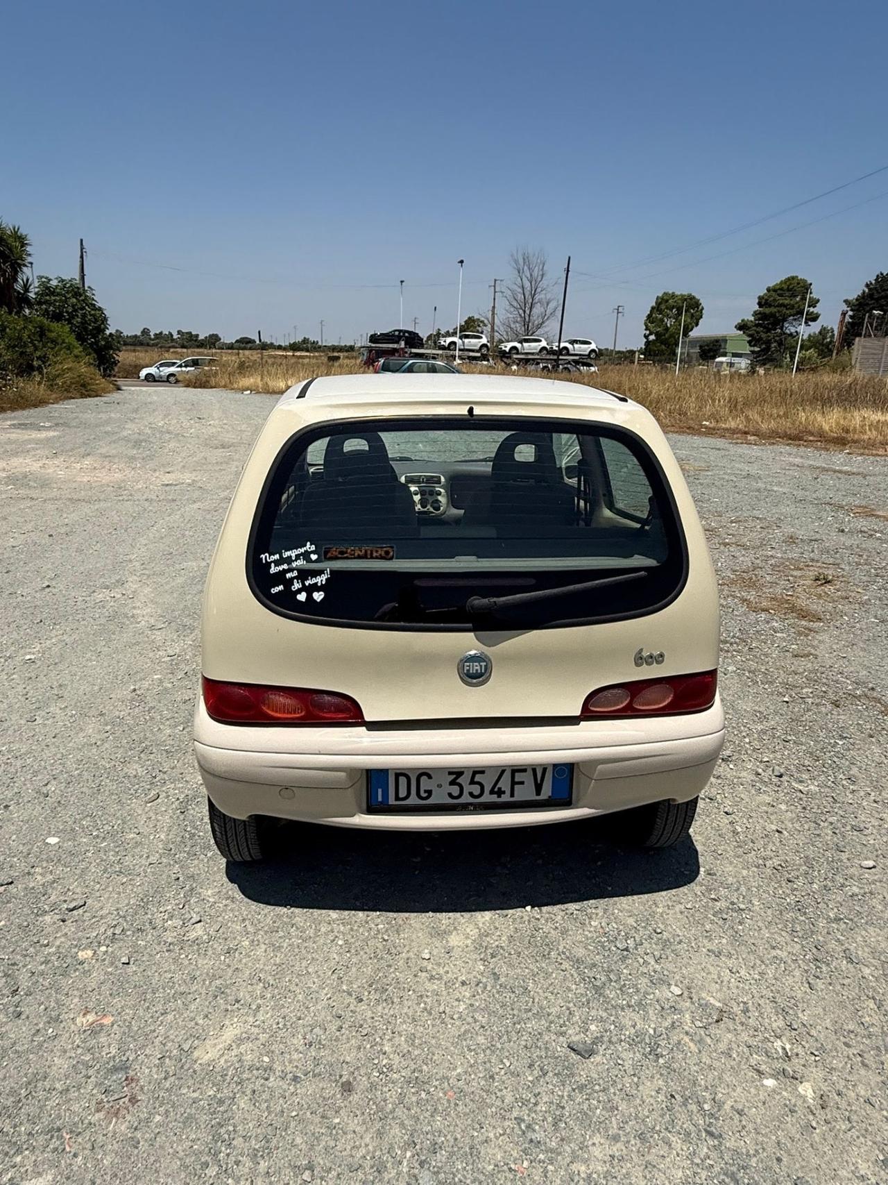 Fiat 600 1.1 benz.-Pochi km- Neopatentati