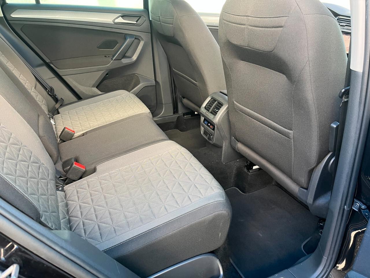 Volkswagen Tiguan 2.0 TDI 150 CV SCR DSG NAVI