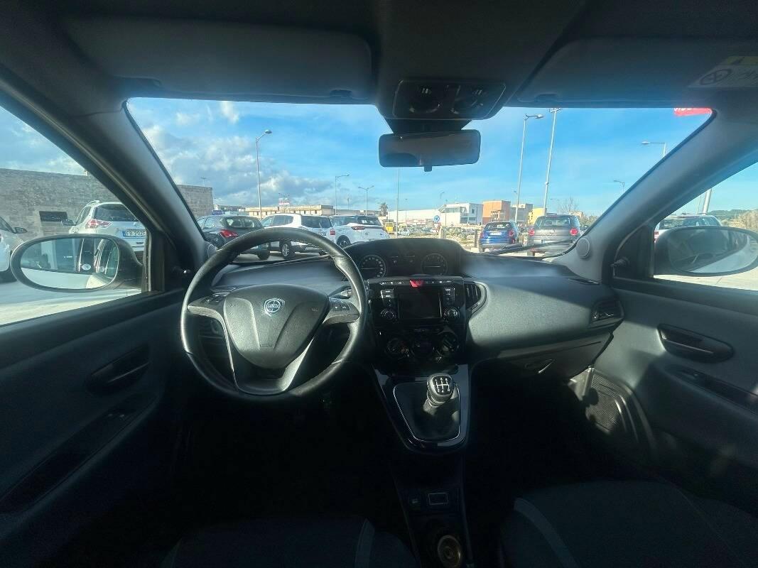 Lancia Ypsilon 1.2 Gold ecochic Gpl 69cv