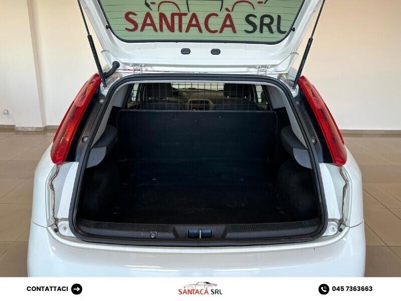 FIAT Punto Van Autocarro