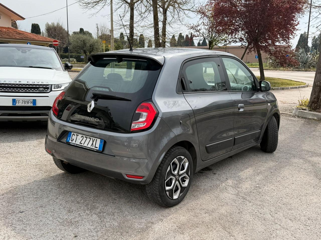 Renault Twingo SCe 65 CV Equilibre La Parisienne