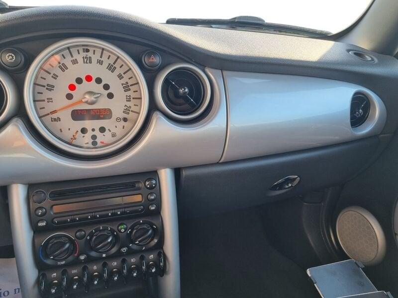 MINI Mini Cabrio Mini 1.6 16V Cooper Sidewalk Cabrio