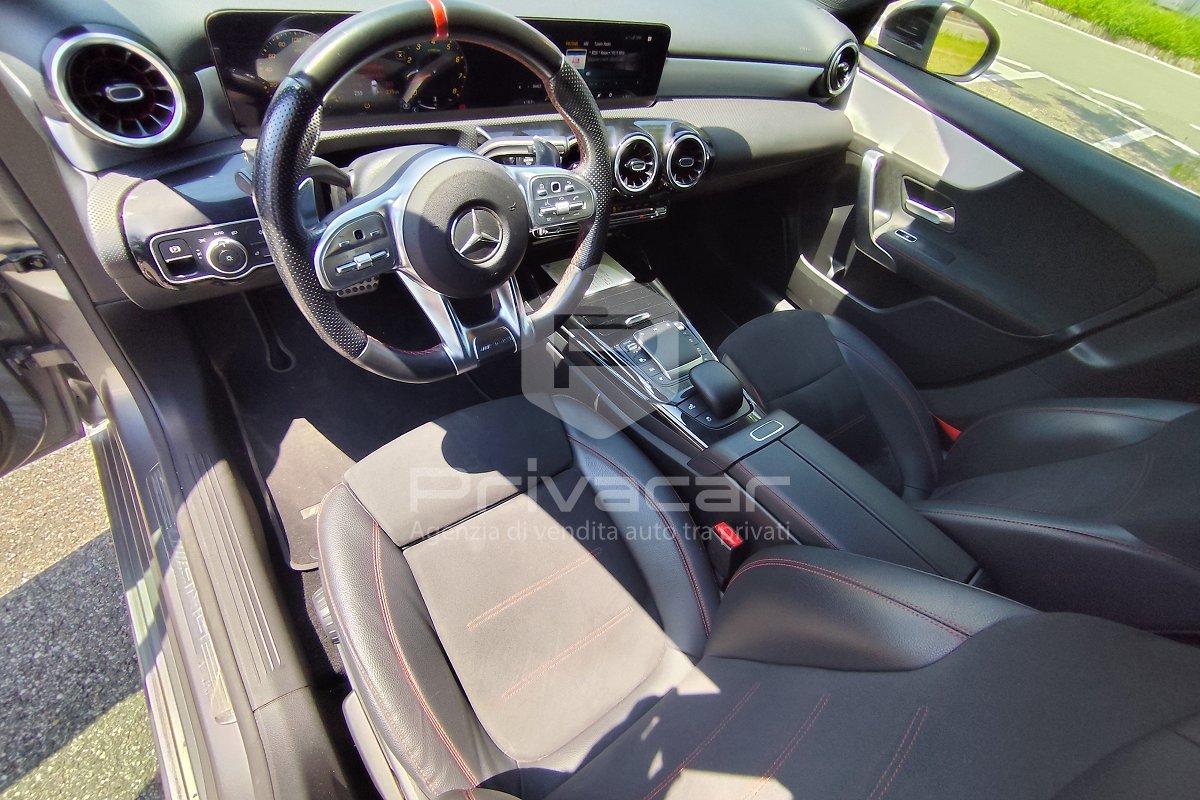 MERCEDES A 35 AMG 4Matic