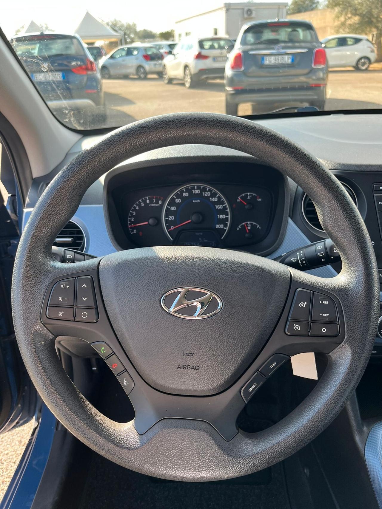 Hyundai i10 1.0 MPI Login