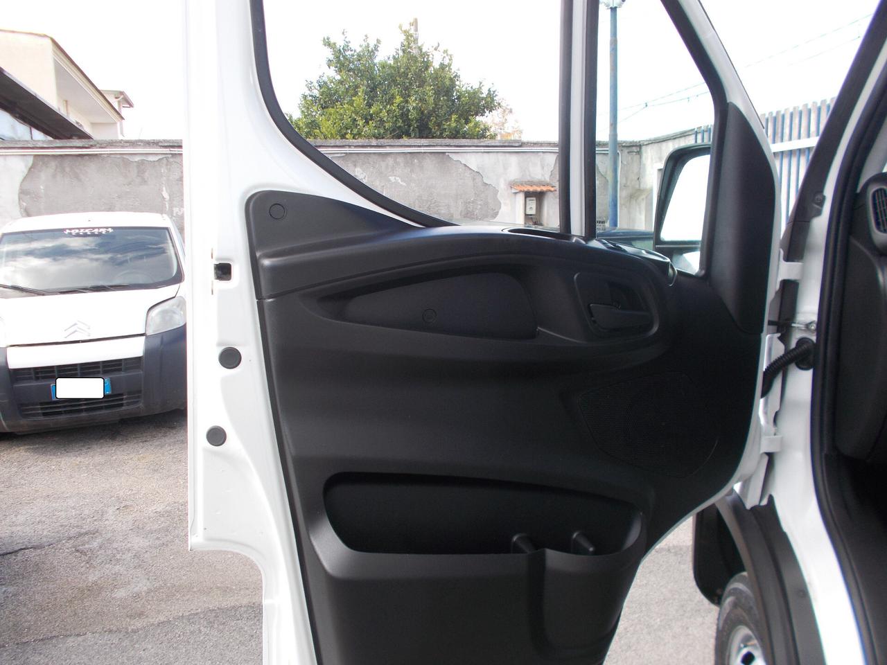 Iveco daily 35c14 anno 2021 furgone e.6