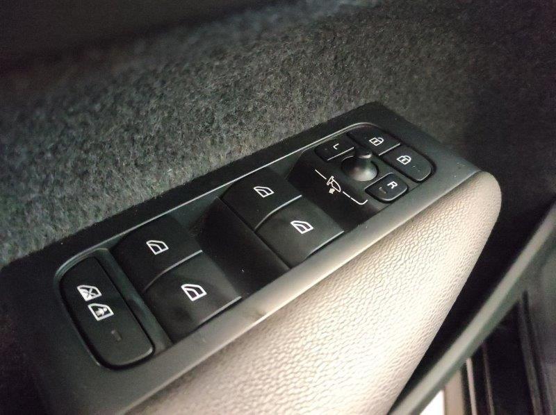 VOLVO XC40 (2017-->) - XC40 T2 automatico Essential