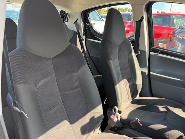 Citroen C1 1.0 5 porte AMIC1 AUTOMATICA ADATTA A NEO PATENTATI