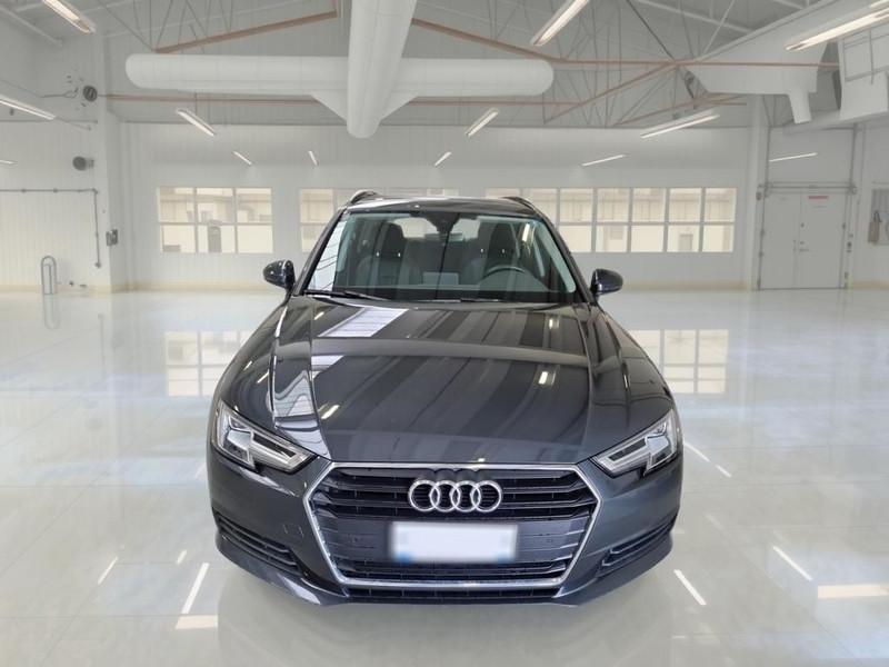 AUDI A4 AVANT 2.0 40 TDI BUSINESS S TRONIC STATION WAGON