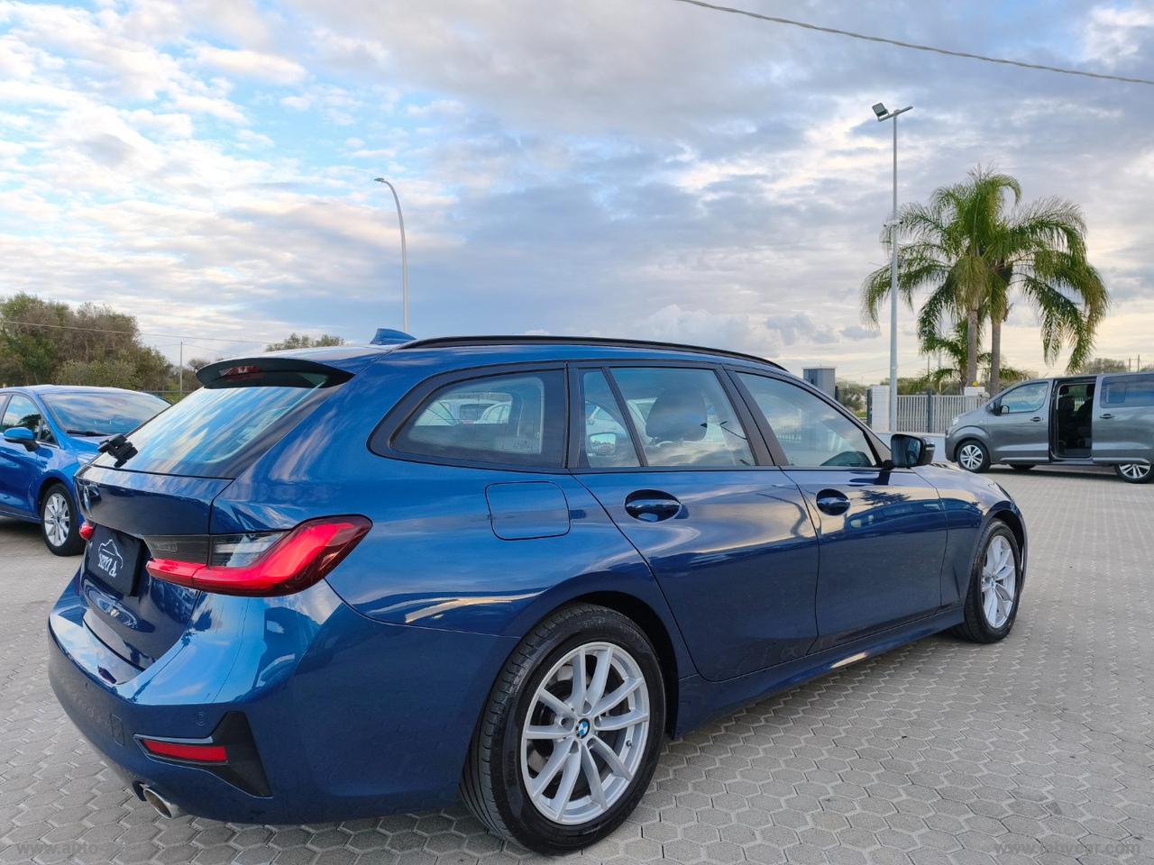 BMW 318d 48V Touring Business Advantage